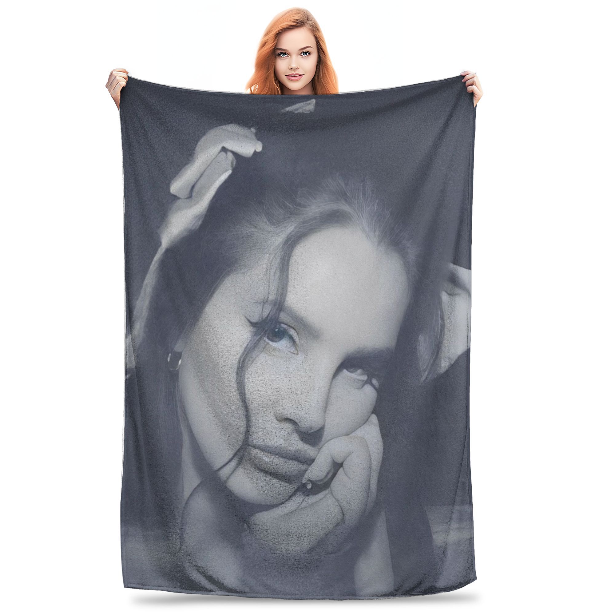 American Singer Lana Del Rey B - Wool Blanket Herringbone ulasan dan harga